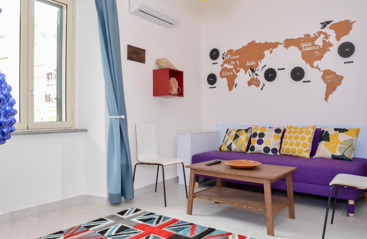 Sun Sea House Taormina Apartment จีอาร์ดีนี นักซอส ภายนอก รูปภาพ